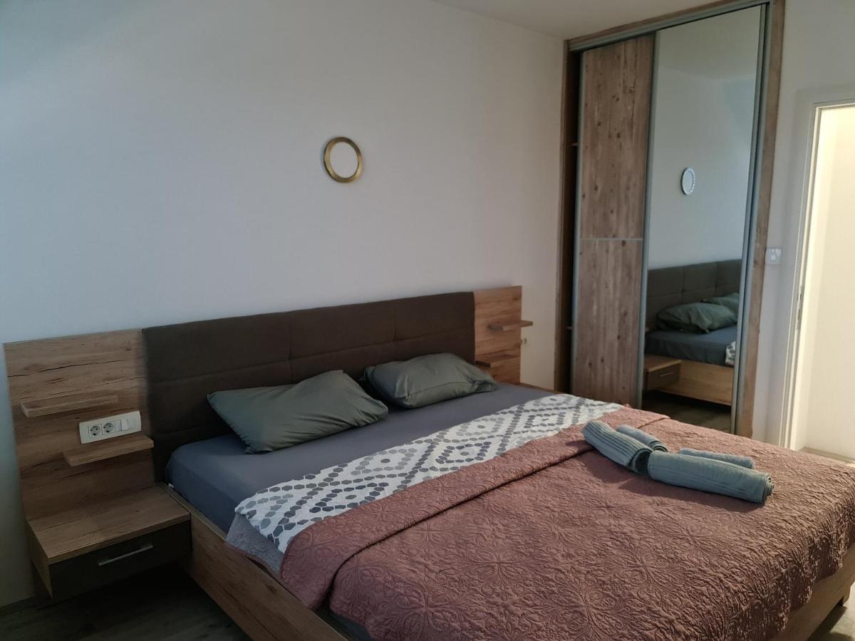 Apartment Mini Kumanovo Luaran gambar